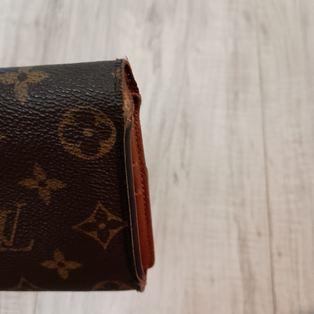 Authentic Louis Vuitton Monogram Porte Tresor International Trifold Long Wallet - Picture 4 of 16